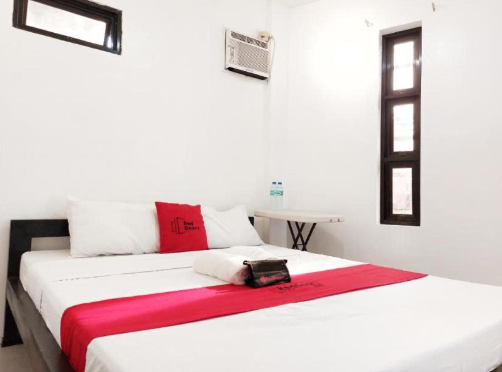 Reddoorz At San Antonio Binan Laguna エクステリア 写真