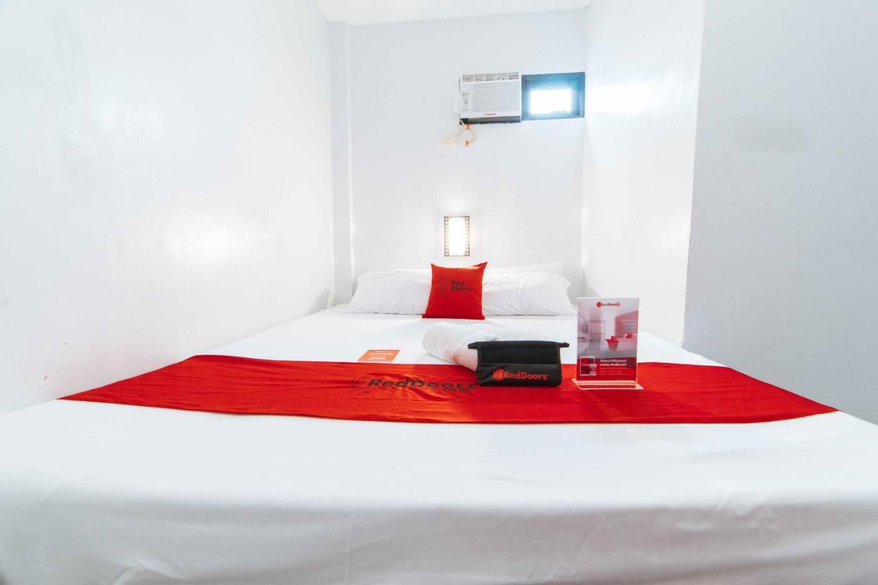 Reddoorz At San Antonio Binan Laguna エクステリア 写真